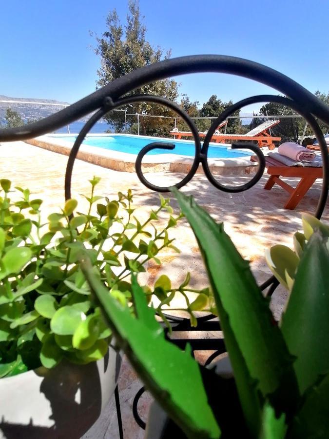 Secluded Holiday Home Heritage Постира Екстериор снимка