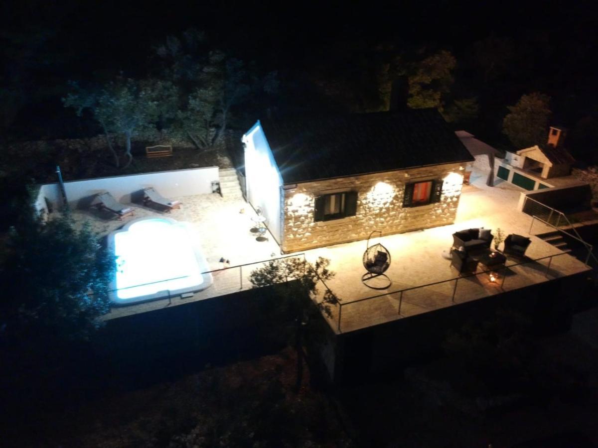 Secluded Holiday Home Heritage Постира Екстериор снимка