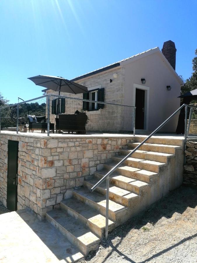 Secluded Holiday Home Heritage Постира Екстериор снимка